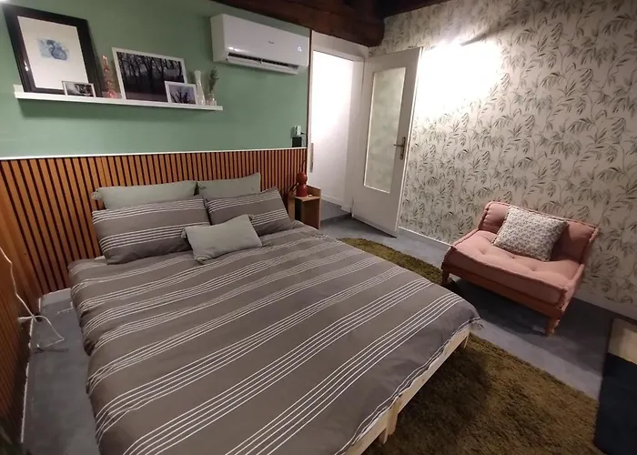 Carillon House Apartament